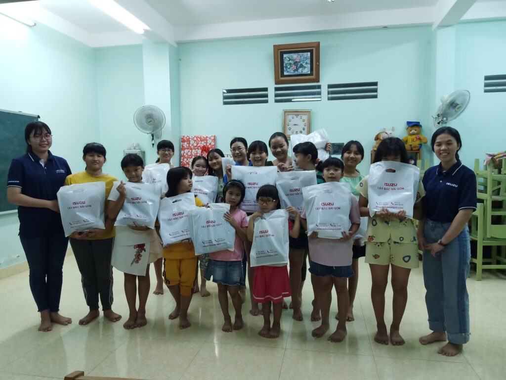 HÀNH TRÌNH LAN TỎA YÊU THƯƠNG ĐẦU TIÊN CỦA TBSG….