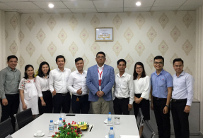Isuzu Việt Nam vinh danh những cá nhân có thành tích xuất sắc về bán hàng dự án khách hàng “Zero Isuzu” năm 2019