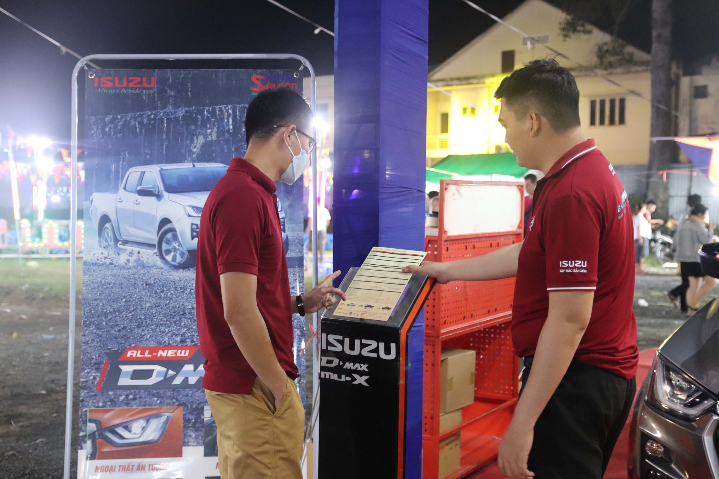 Ghi nhận thông tin khách hàng