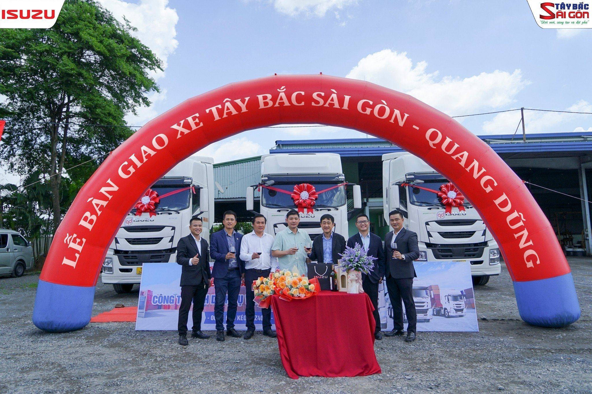 Xe Tải Isuzu 48 Tấn Xe Đầu Kéo EXZ420