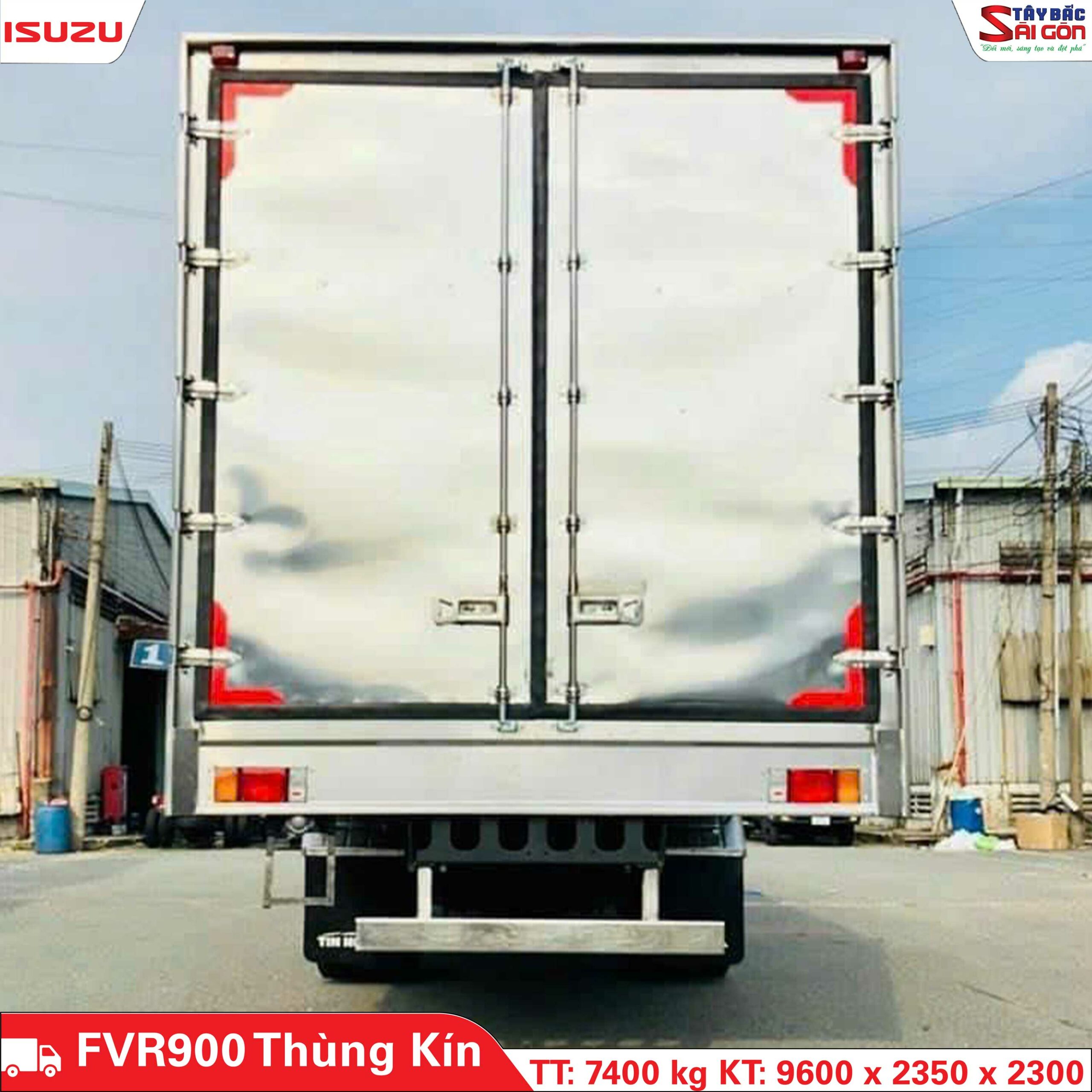 Xe Tải Isuzu FVR900 7.4 Tấn Thùng Kín
