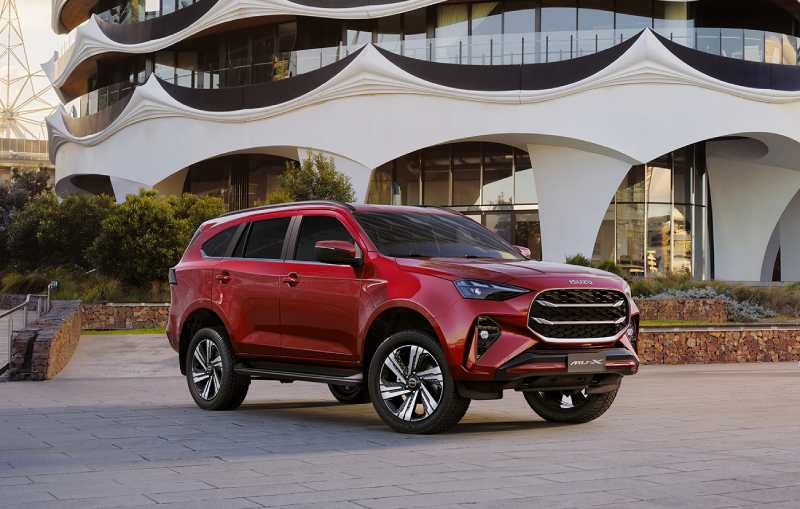 Ngoại thất sang trọng của ISUZU MU-X 4x4 AT Premium