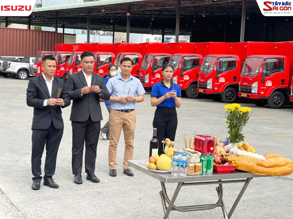 Hình ảnh tại buổi lễ bàn giao