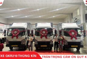 Lễ bàn giao tháng 9 3 xe QKR210 Thùng kín