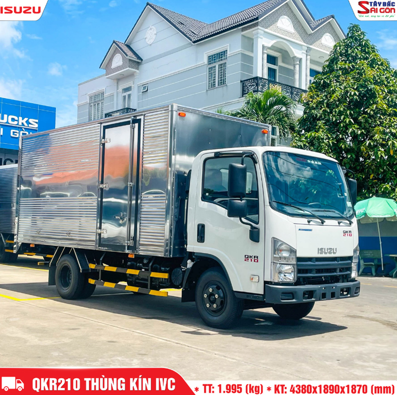 Dòng xe tải Isuzu QKR210 thùng kín tiêu chuẩn