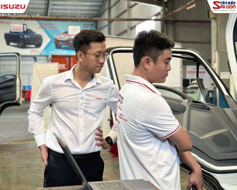 Hội thi tay nghề nội bộ Kỹ Thuật Viên ISUZU Tây Bắc Sài Gòn