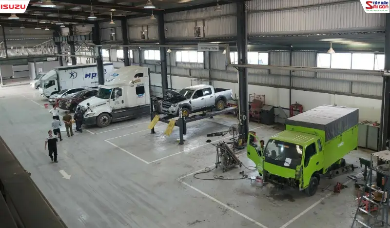 Cần đến ISUZU Tây Bắc Sài Gòn để bảo dưỡng xe sau khi đi qua vùng ngập