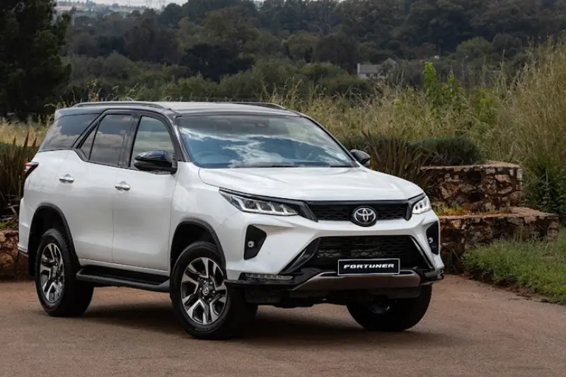 Toyota Fortuner là một trong các dòng xe SUV 7 chổ phổ biến tại Việt Nam