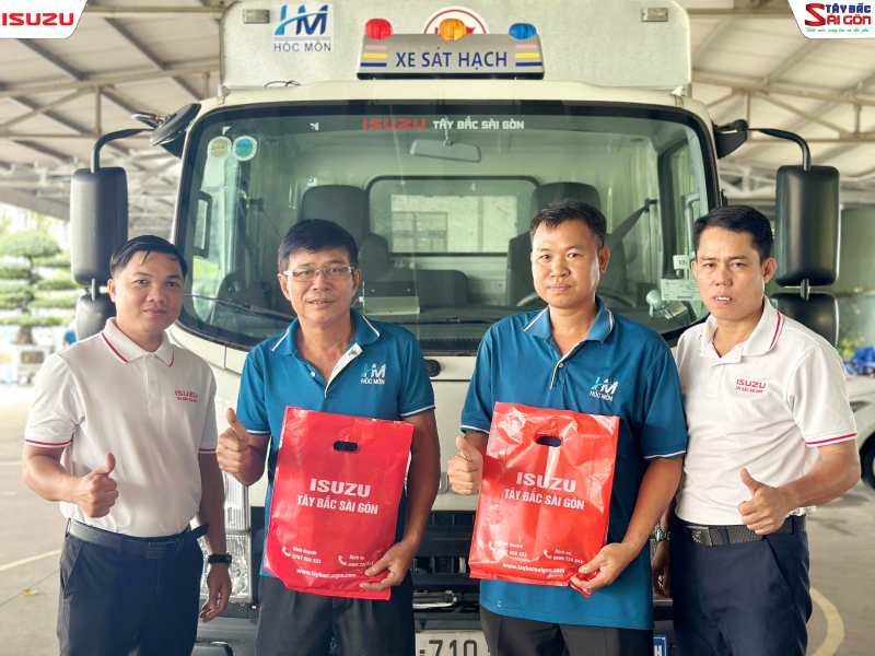 Buổi giao lưu trao đổi cùng Quý Trung Tâm