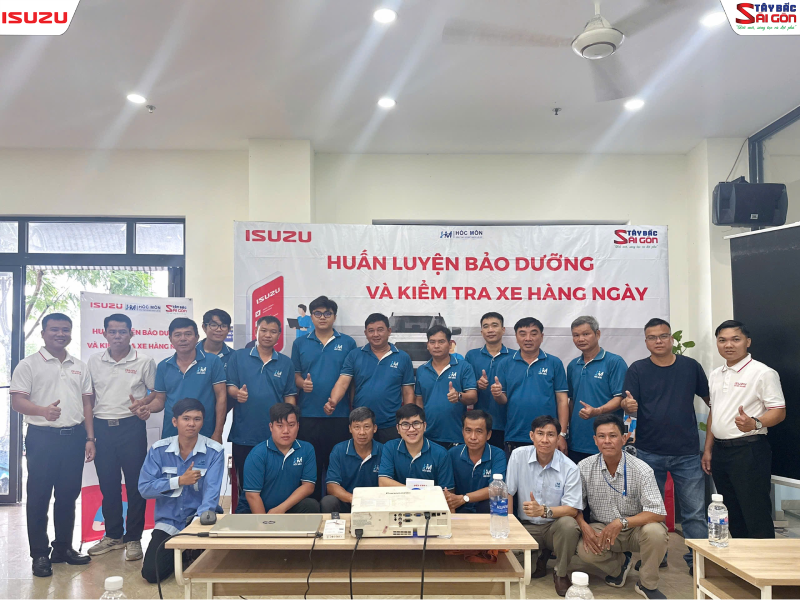 Buổi huấn luyện và lái xe tiết kiệm tại trung Tâm Đào Tạo & Sát Hạch Lái Xe Hóc Môn