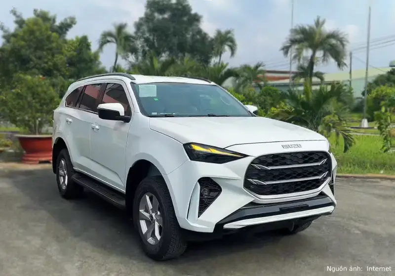 Tham khảo hình ảnh xe ISUZU mu-X B7
