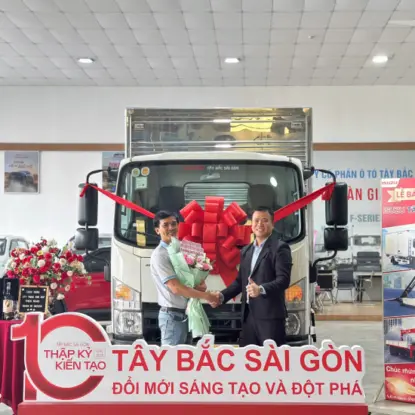 Bàn giao xe chở gỗ cho CTY TNHH XNK MDF THIỆN NHÂN