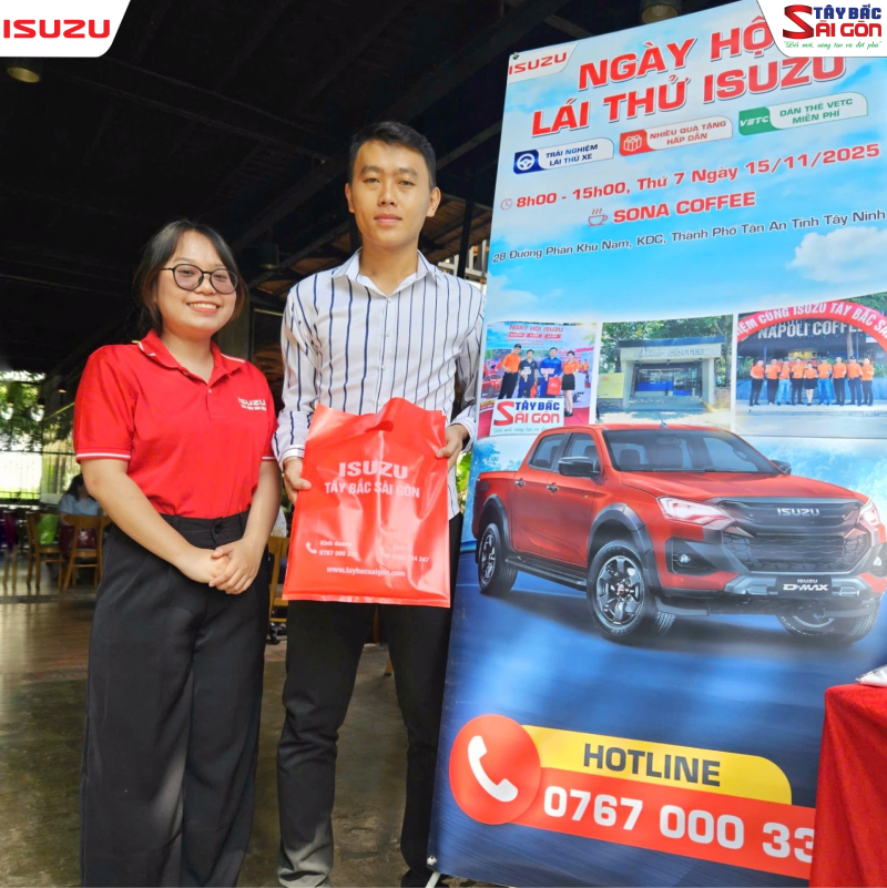 lái thử xe ô tô