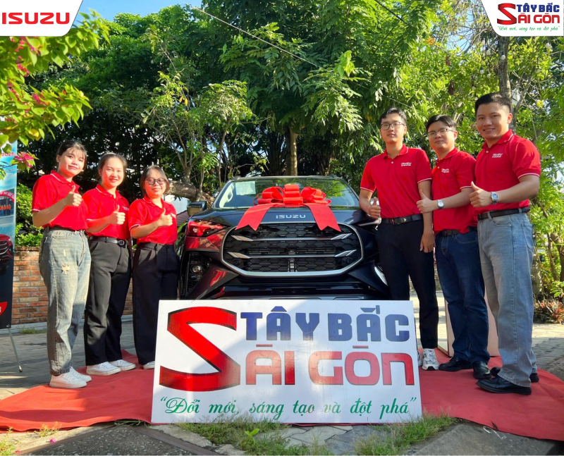 lái thử xe ô tô