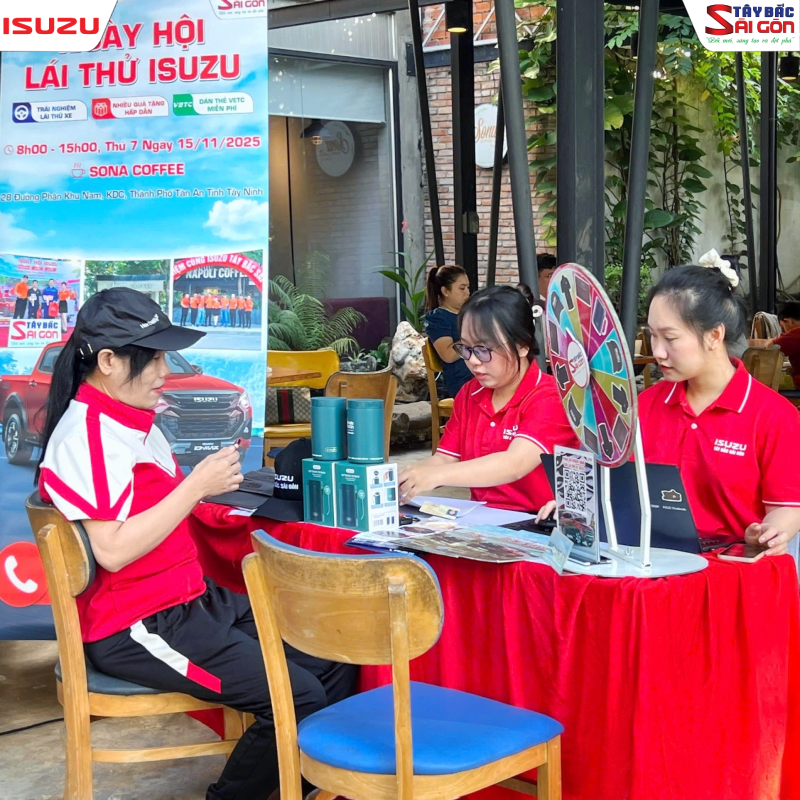 lái thử xe ô tô