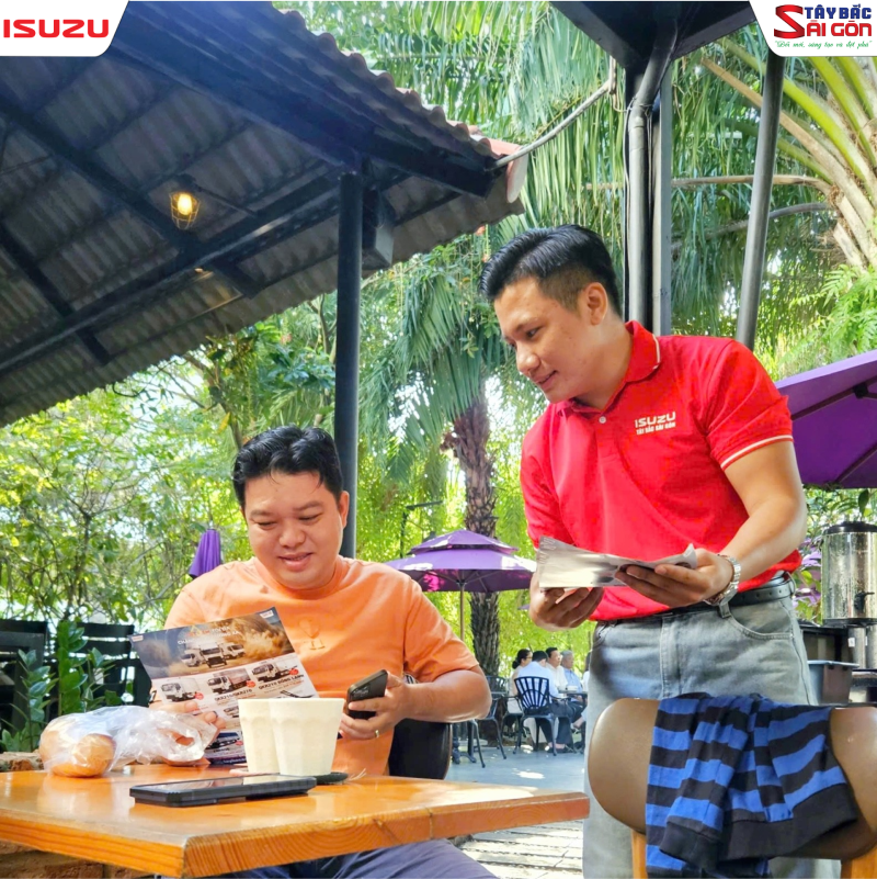 lái thử xe ô tô