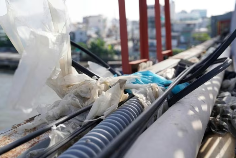 Cầu Tân Thuận 1 xuống cấp sau 120 năm sử dụng