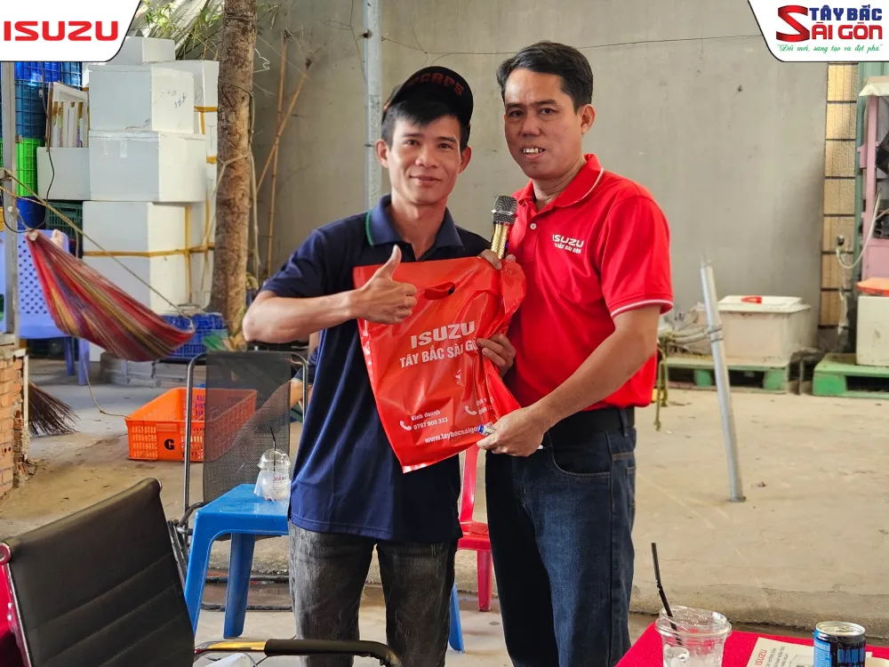 Các bác tài tích cực tham gia buổi huấn luyện