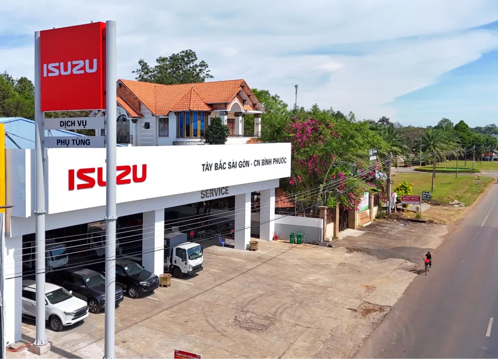 ISUZU Bình Phước tọa lạc tại Quốc lộ 14, ấp Cầu 2, xã Đồng Tâm, tỉnh Đồng Nai (Bình Phước cũ)
