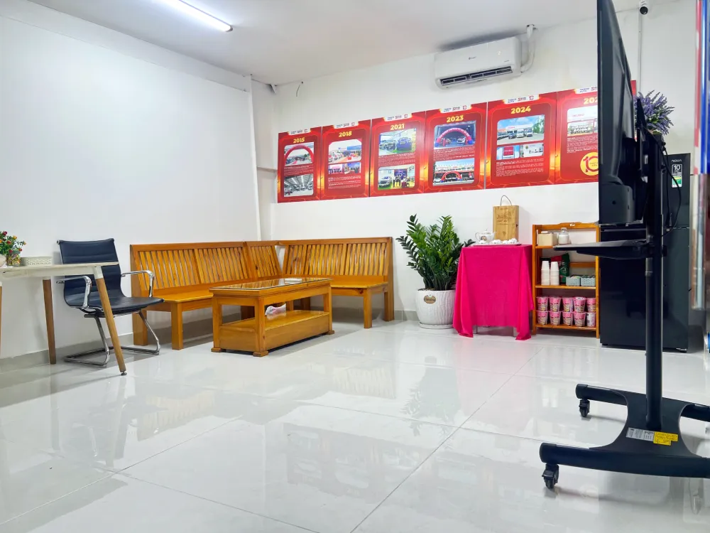 Phòng chờ khách hàng tại ISUZU Tây Bắc Sài Gòn - CN Bình Phước 