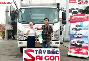 ISUZU TÂY BẮC SÀI GÒN BÀN GIAO XE NQR550 CHO CÔNG TY TNHH DV VT NHẬT TÂN