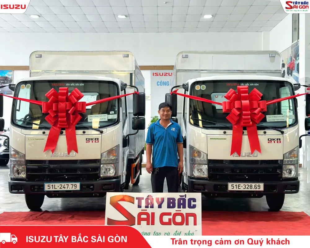 Không khí tại buổi bàn giao