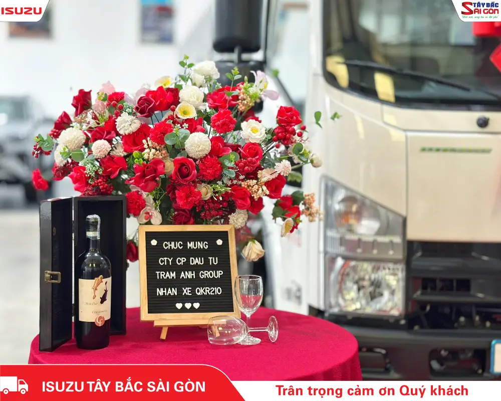 Bàn giao xe tập lái - Trung tâm ĐT&SH Lái xe Hóc Môn