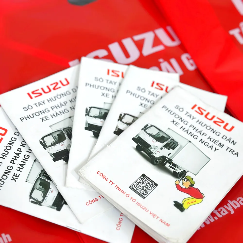 Isuzu Tay Bac Sai Gon tang qua va to chuc tiec tra cho tai xe SPX Express