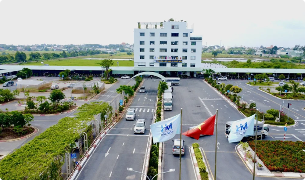 Trung tâm ĐT&SH Lái xe Hóc Môn là một trong những đối tác của ISUZU Tây Bắc Sài Gòn