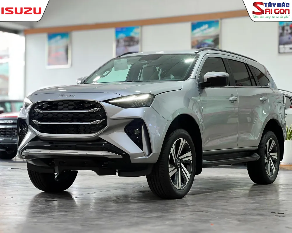 Dòng xe SUV 7 chỗ Isuzu mu-X 1 cầu mạnh mẽ