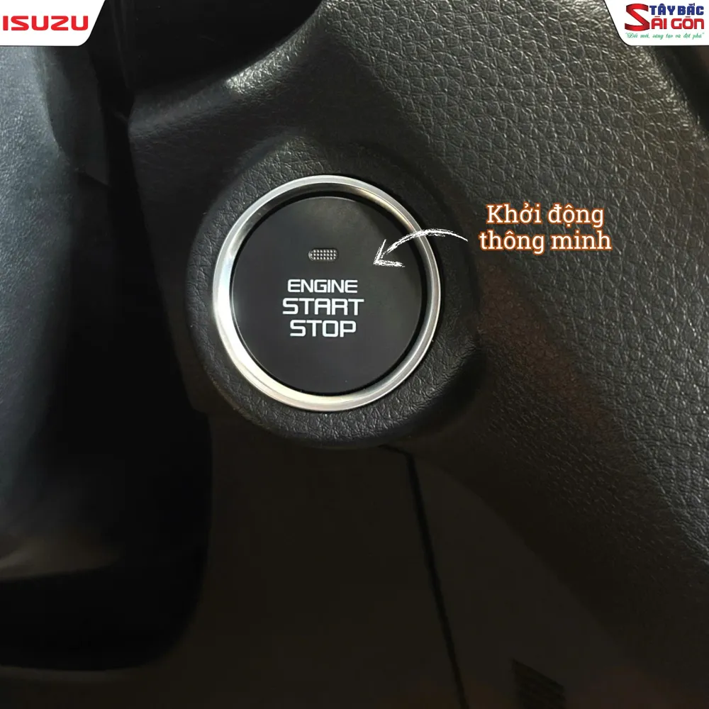 Cận cảnh nút Start Stop Engine khởi động thông minh xe bán tải Isuzu mu-X