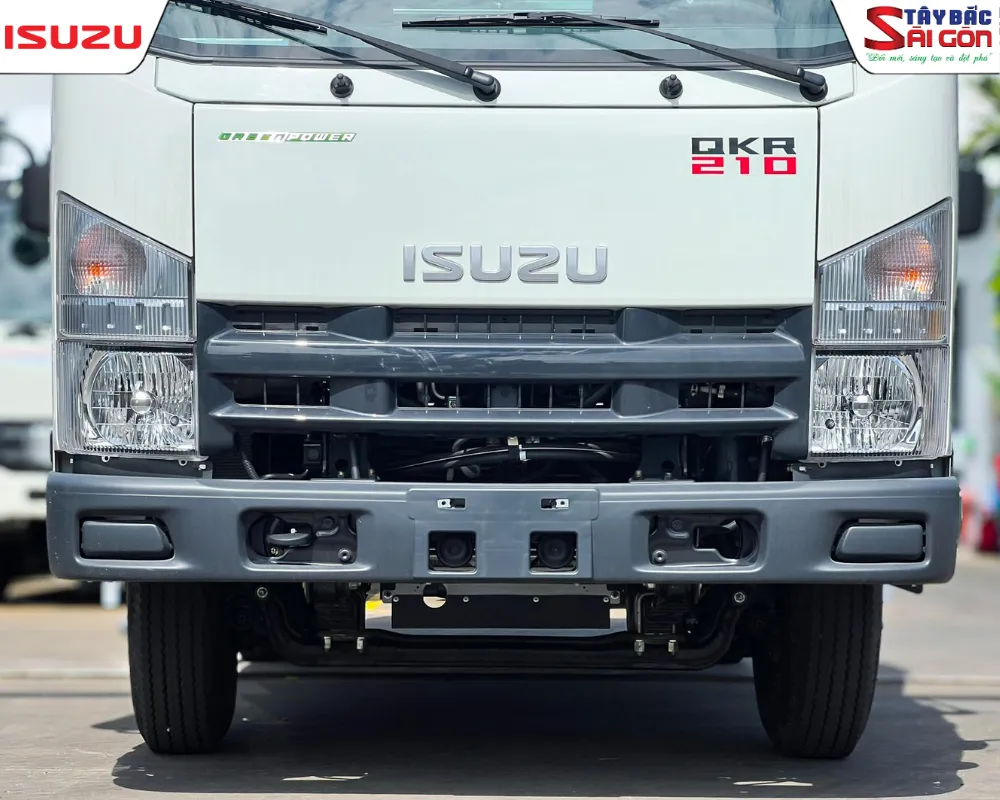 Xe tải Isuzu đáp ứng tiêu chuẩn khí thải Euro 5 sẵn sàng cho các quy định vùng phát thải thấp LEZ.