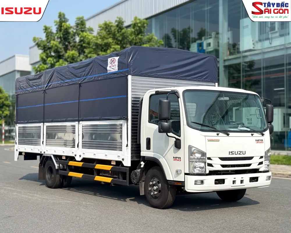 Xe tải thùng dài 6.2m NPR85M chở hàng nhẹ