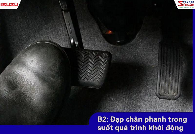 Đạp chân phanh khi khởi động xe tải số tự động
