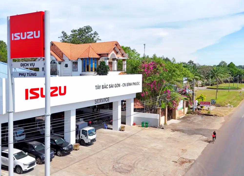ISUZU Tây Bắc Sài Gòn - CN Bình Phước tọa lạc tại Quốc lộ 14, ấp Cầu 2, xã Đồng Tâm, tỉnh Đồng Nai (Bình Phước cũ)