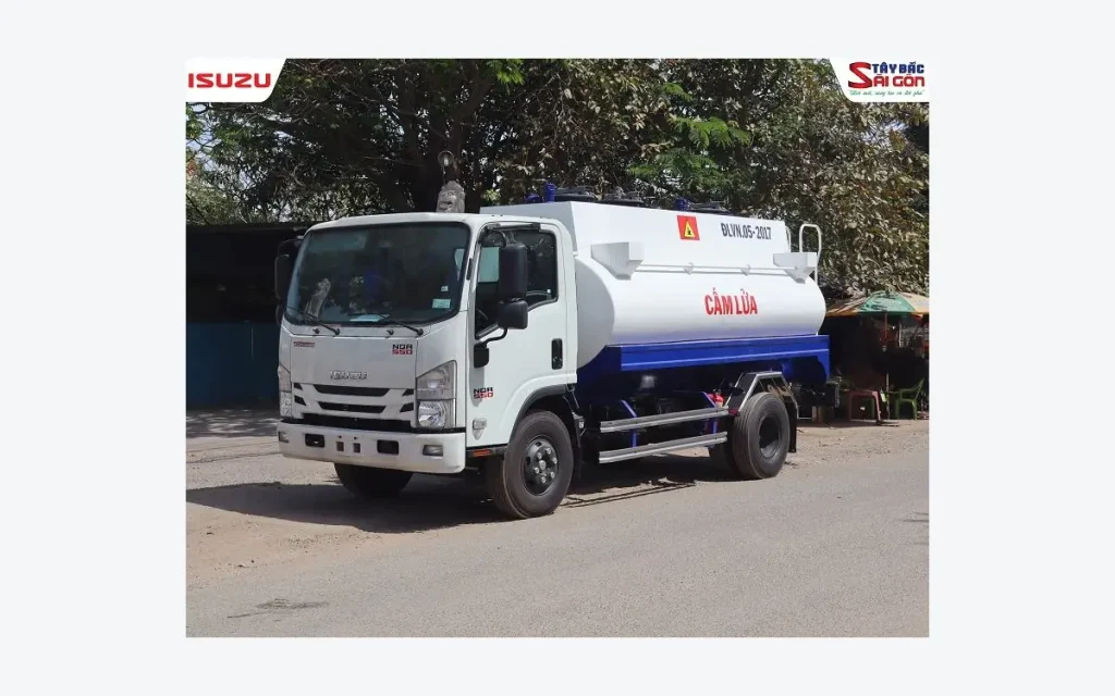 Ô tô xi-téc chở xăng NQR550 xe bồn xăng dầu 7 khối