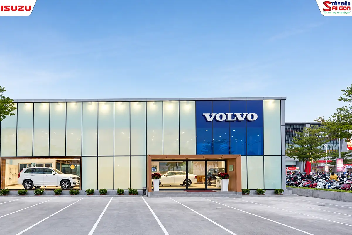 Showroom Volvo, đại diện cho Sweden Auto trong hệ sinh thái Tasco Auto