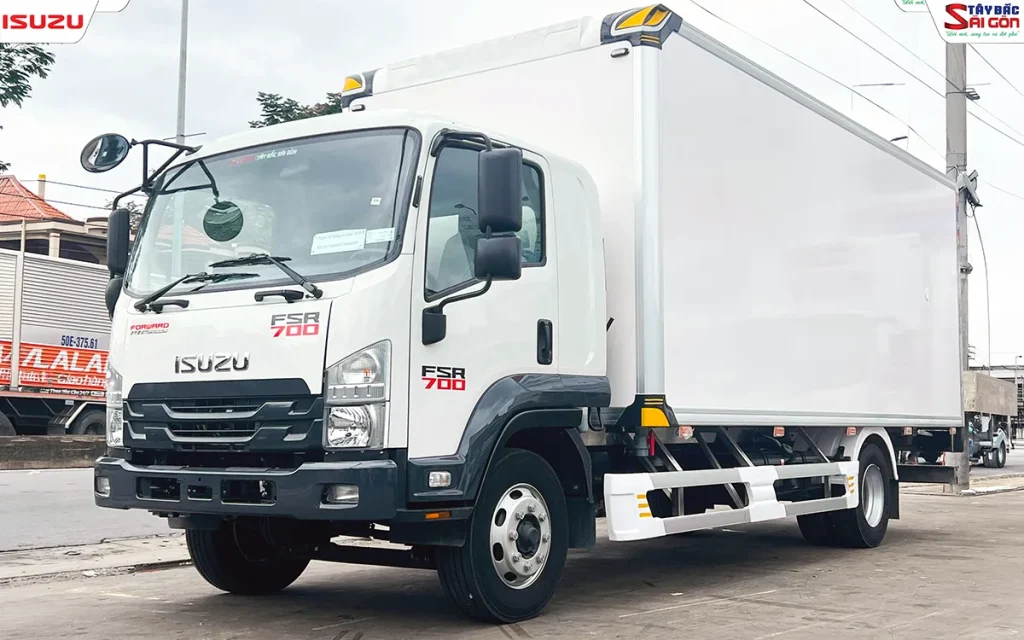 Xe Tải ISUZU FSR700 Thùng Bảo Ôn 6m