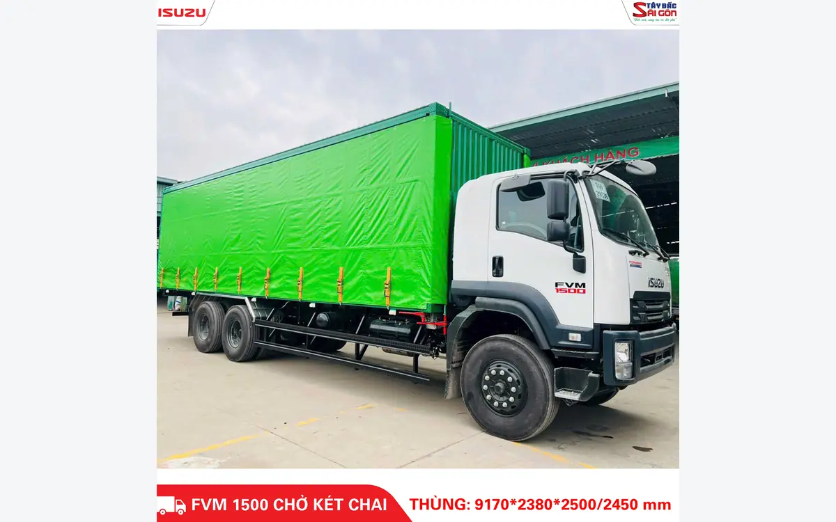 Góc nhìn bên hông xe tải ISUZU FVM1500 chở bia