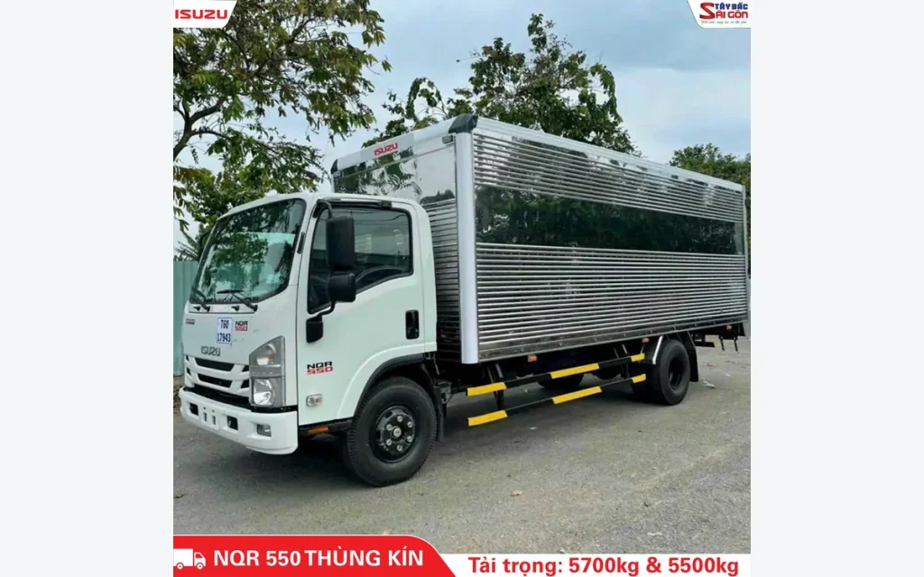 Xe Tải ISUZU NQR550 Thùng Kín