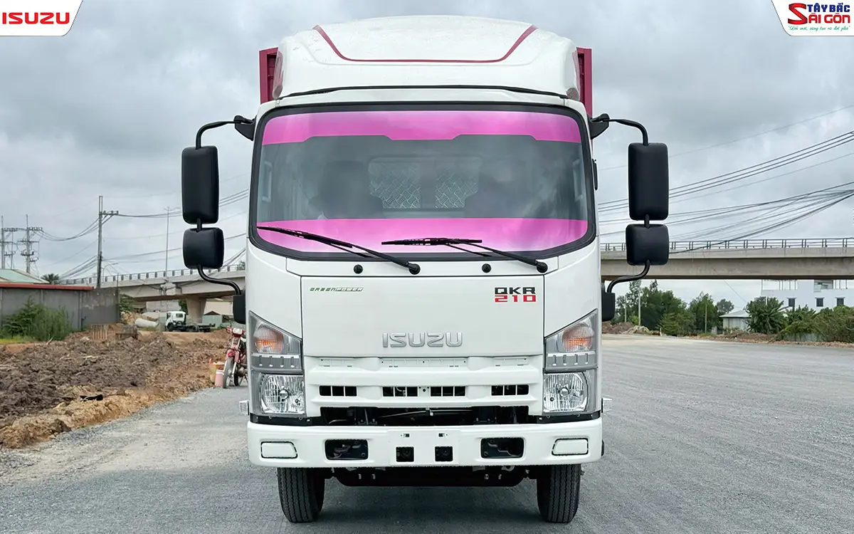 Đầu cabin xe tải nhẹ ISUZU QKR210 nhìn chính diện
